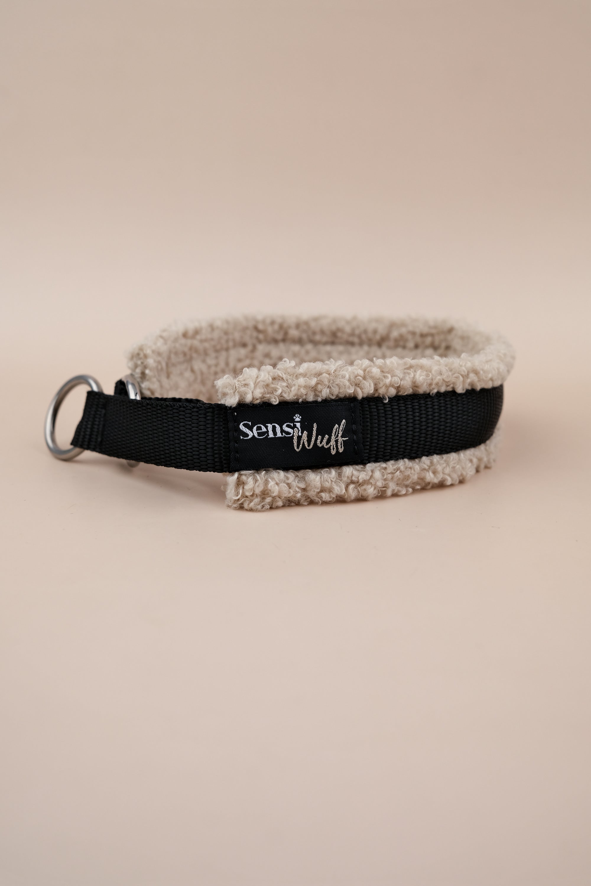 Zugstopp-Halsband "Cozy Wintertime" - Schwarz mit Teddy