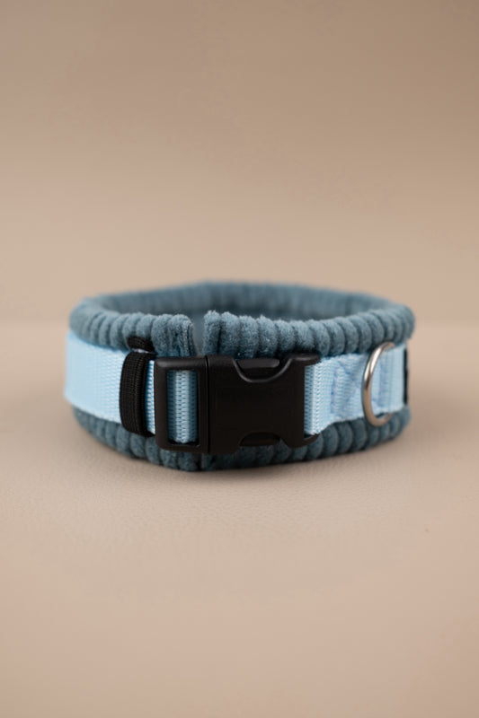 Halsband "Soft Summer Breeze" - Eisblau mit petrol Cord
