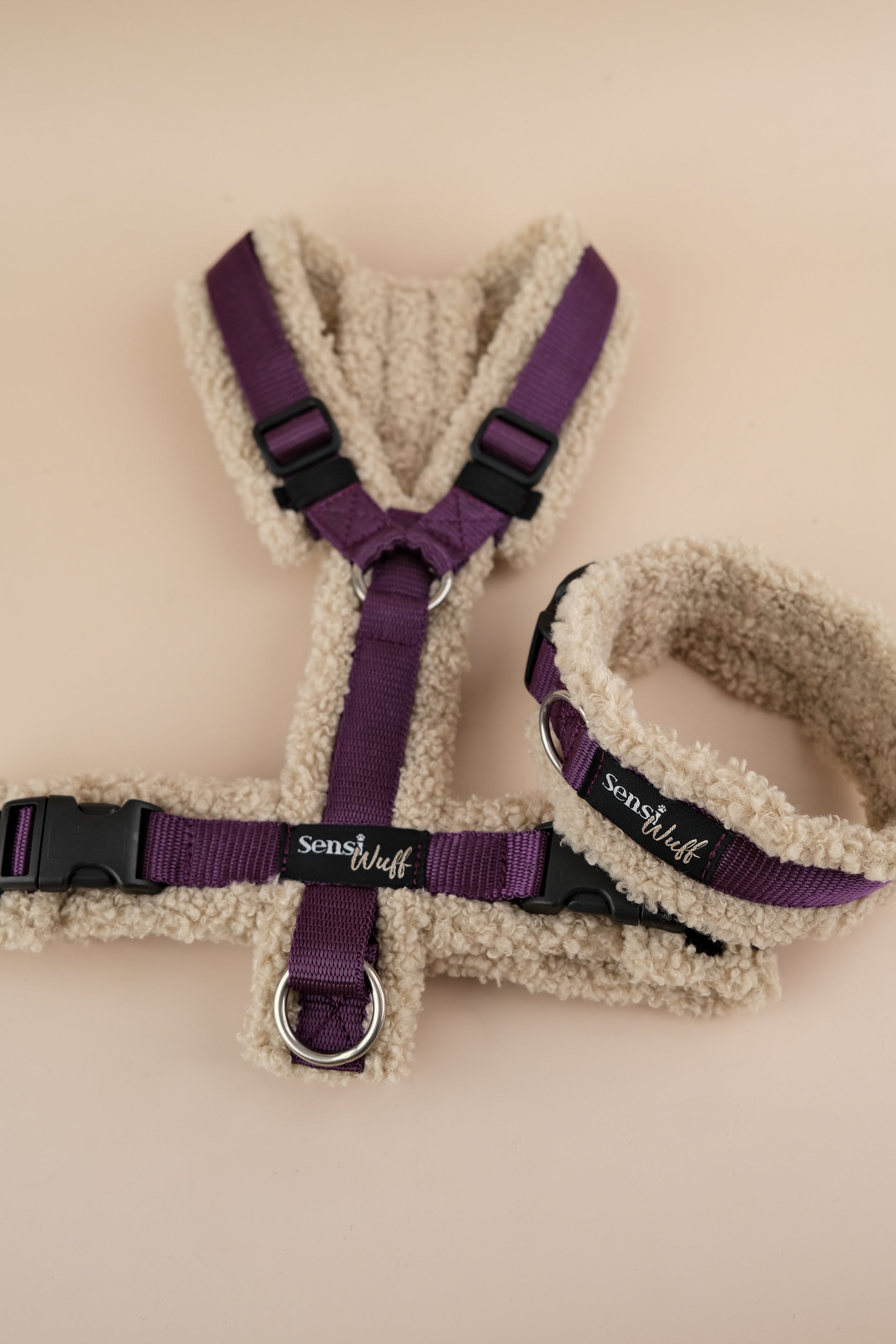 Halsband "Cozy Wintertime" - Winterbeere mit Teddy