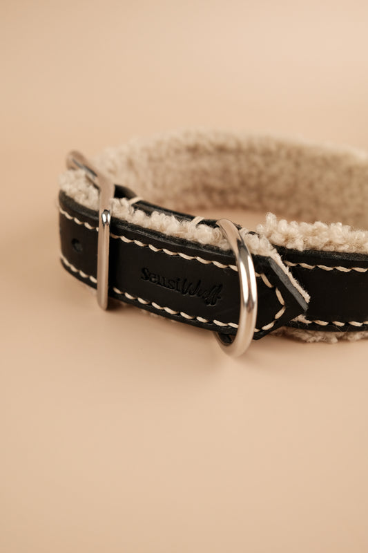 Halsband "Cozy Wintertime" Schwarz Leder mit Teddy